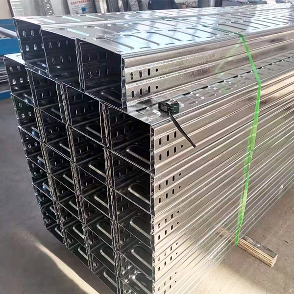节能模压桥架